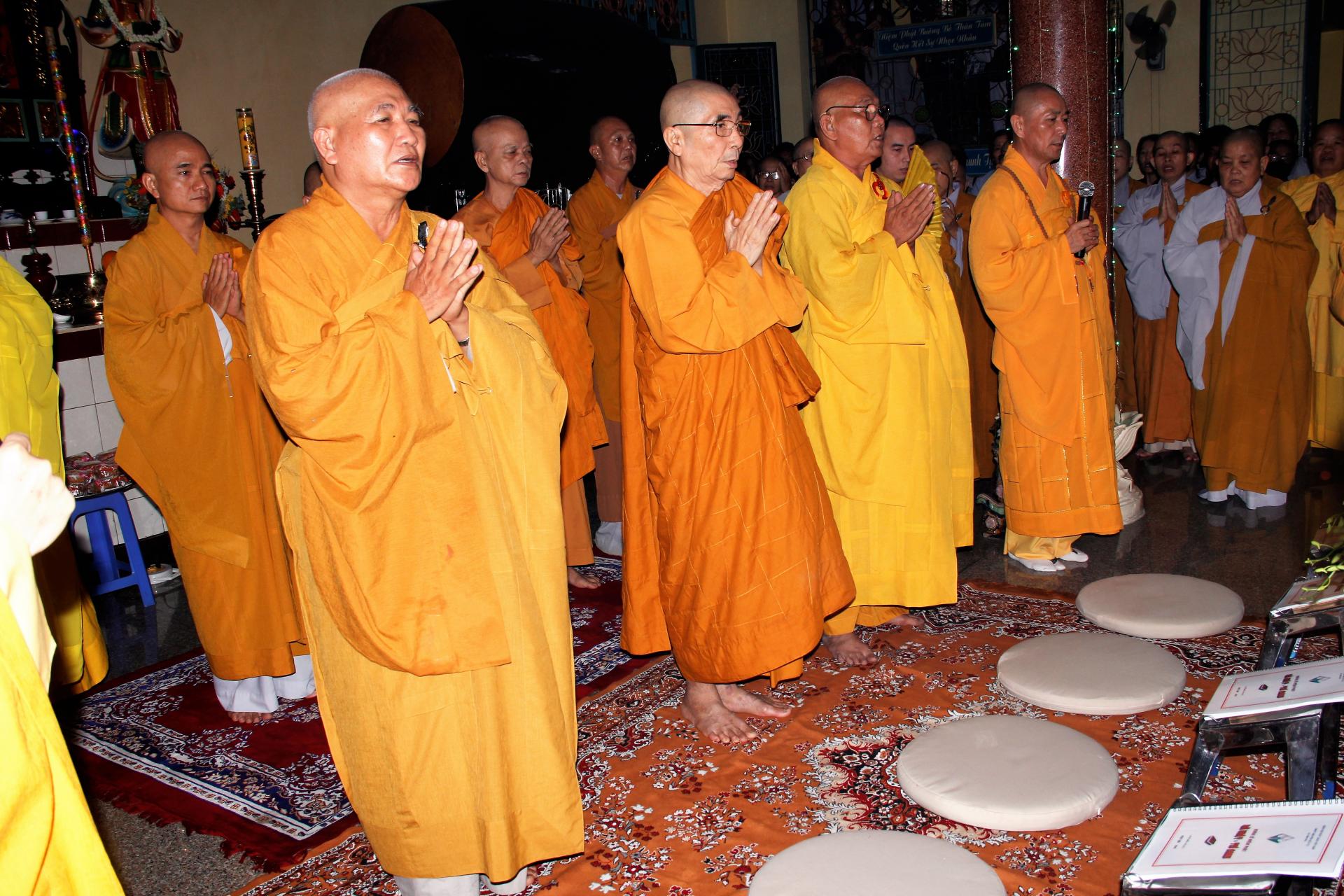 Khai mạc Khóa lễ niệm Phật truyền thống “Bá Nhựt Trì Danh” lần thứ 55, Thuận An, Bình Dương.